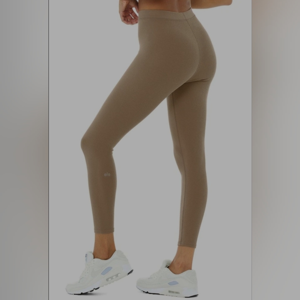 ALO Yoga Ribbed High-Waist 7/8 Blissful Legging